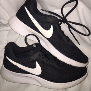 Nike Tennis Shoes!!!